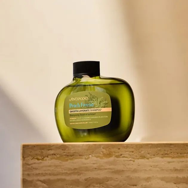 Antipodes Shampoing Lissant et Hydratant Pêche et Freesia - 340 ml