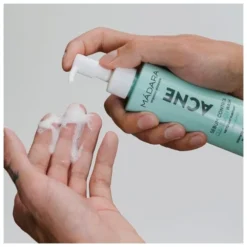 Madara Cosmétiques Nettoyant purifiant Sebum Control ACNE - 140 ml