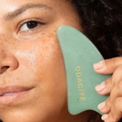 Odacité Crystal Gua Sha Aventurine Verte