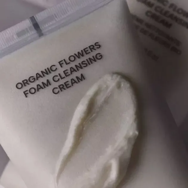 Whamisa Crème nettoyante moussante aux fleurs bio fermentées - 150 ml